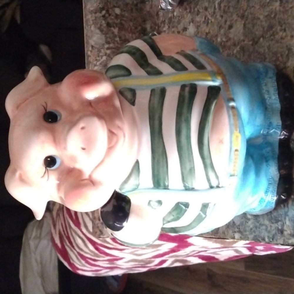 Pig cookie jar. Front & back pic above.